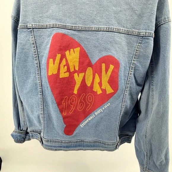New York 1969 Stonewall Denim Jacket Lips Patch Light Wash XL - Picture 4 of 8